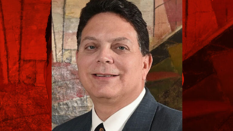 Dr. Martínez Cruzado